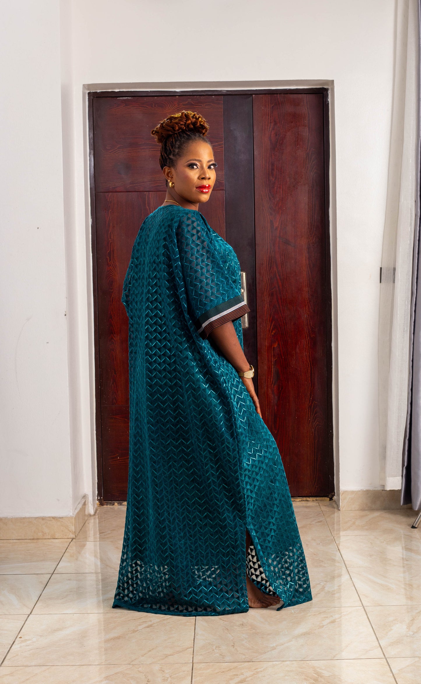 LONG GOWN SAMPLE LACE ASO OKE