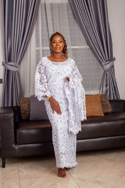 ROYAL ROUND  NECK IRO AND BUBA LACE