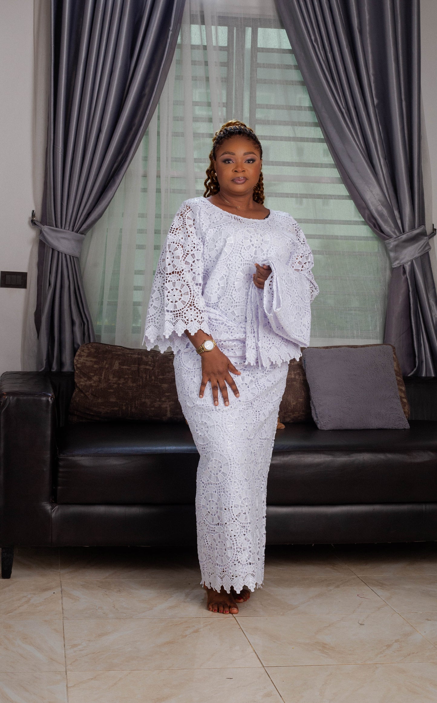 CRYSTAL ROUND  NECK IRO AND BUBA LACE