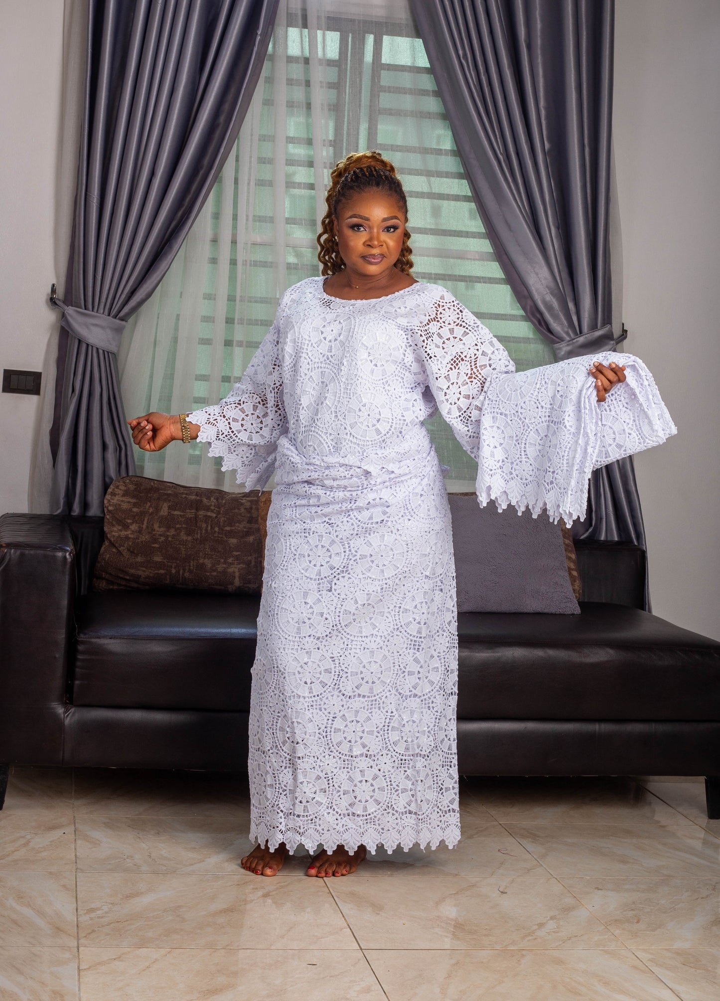 CRYSTAL ROUND  NECK IRO AND BUBA LACE